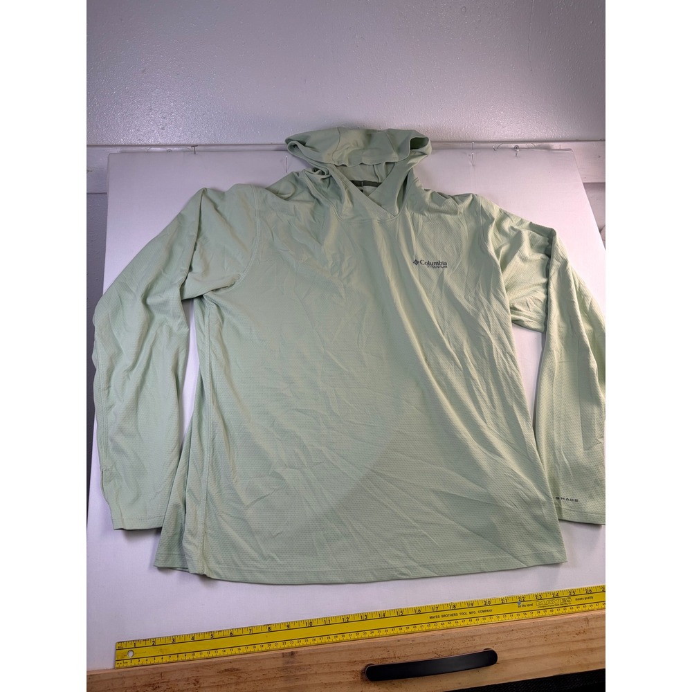Columbia Titanium Sun Hoodie Mens XL Sage Green Omni-Shade Hiking Shirt